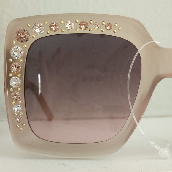 NWOT Caroline Herrera Logo Print Crystal Embellished Sunglasses With Case - Picture 4 of 10